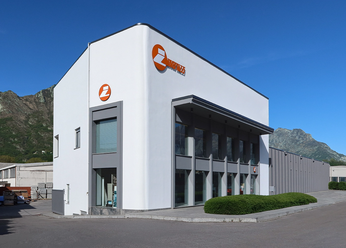 invernizzi-sede-lecco-pavimenti-coperture-edili-sede